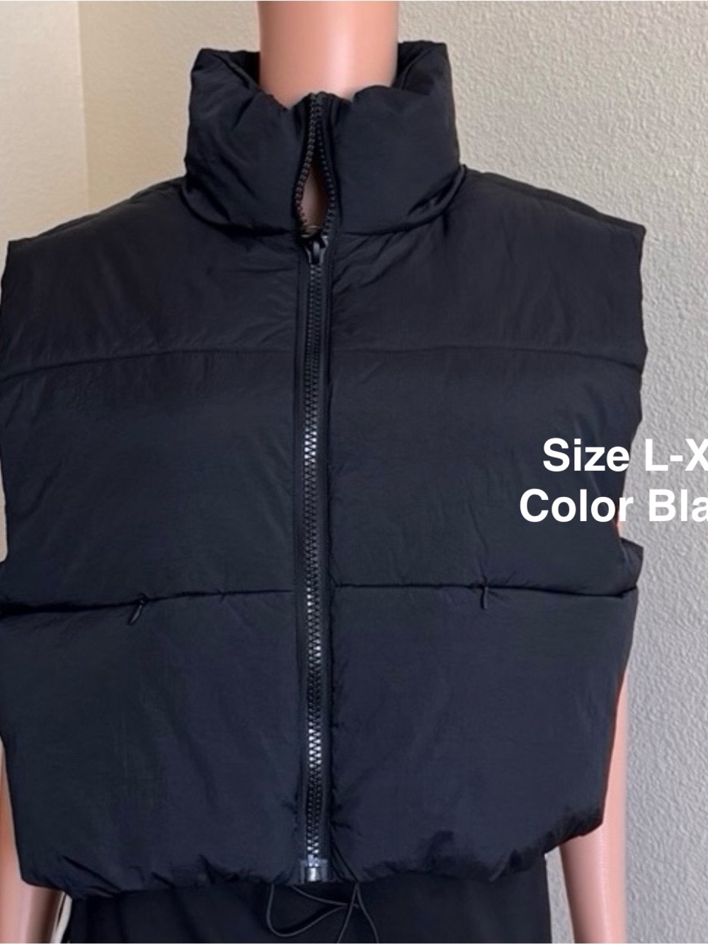 No Boundaries Cropped Puffer Vest, Size L-XL